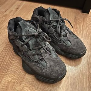 Yeezy 500
